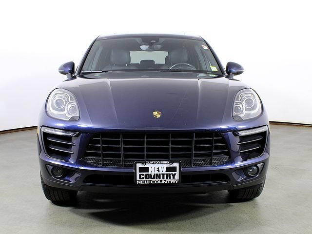 Used 2018 Porsche Macan AWD/4WD image 10