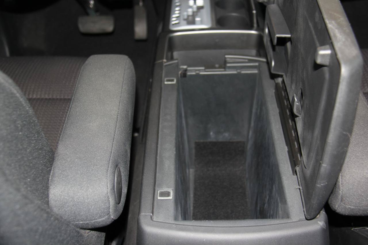 Used 2008 Nissan Titan SE AWD/4WD image 18