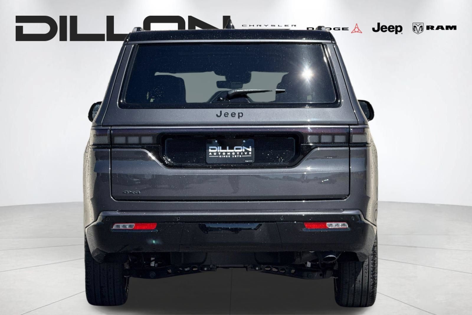 New 2026 Jeep Grand Wagoneer Summit AWD/4WD image 4