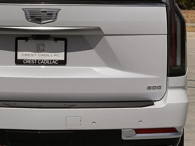 New 2026 Cadillac Escalade ESV Platinum Luxury w/ LPO, Radiant Package AWD/4WD image 5