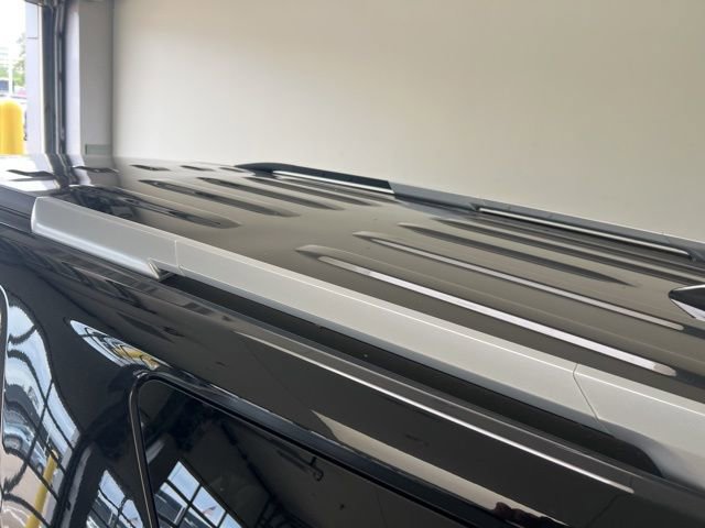 Used 2018 Chevrolet Traverse LT FWD image 9
