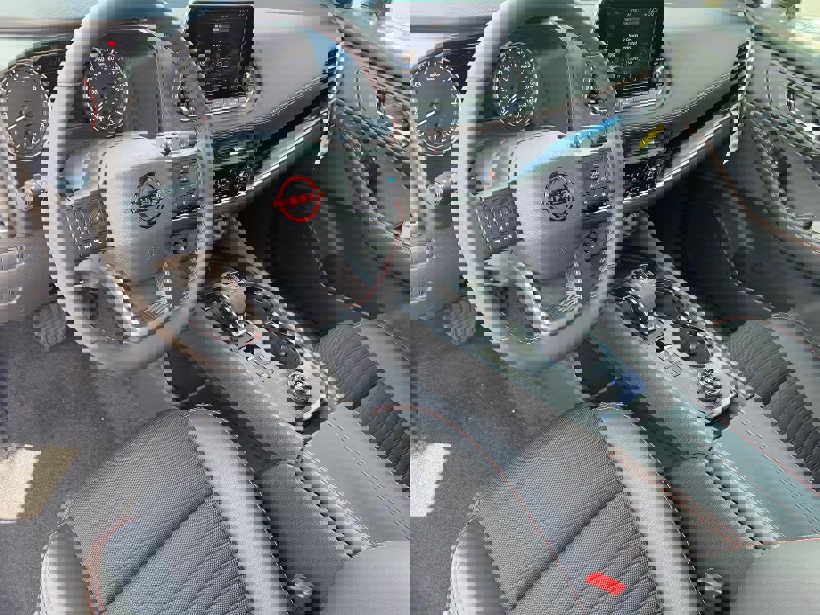 New 2026 Nissan Rogue SV image 18