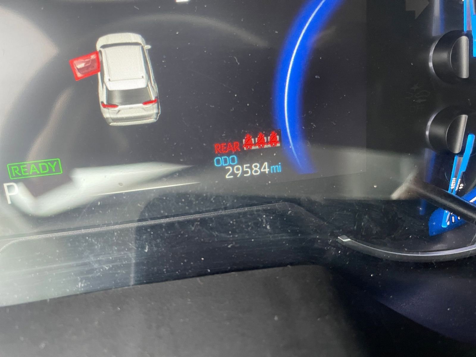 Used 2025 Toyota RAV4 LE image 39