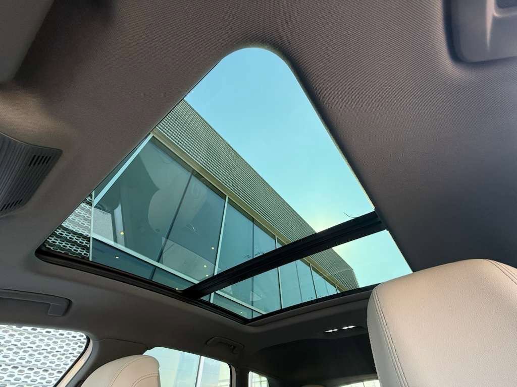 Used 2024 Audi Q4 e-tron Premium w/ Convenience Package image 12