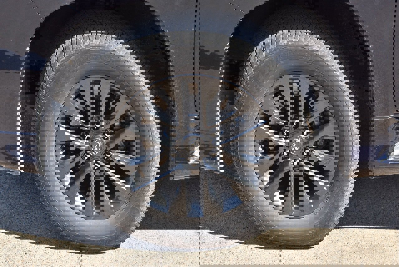 Used 2023 Lexus GX 460 Premium image 11