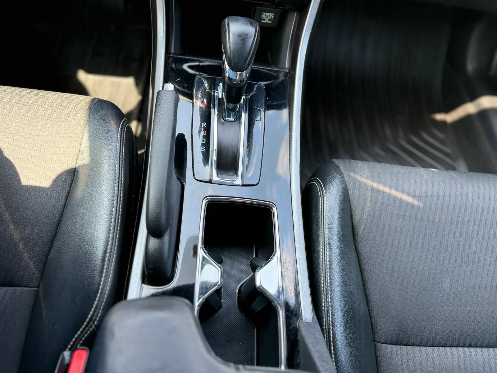 Used 2016 Honda Accord Sport image 22