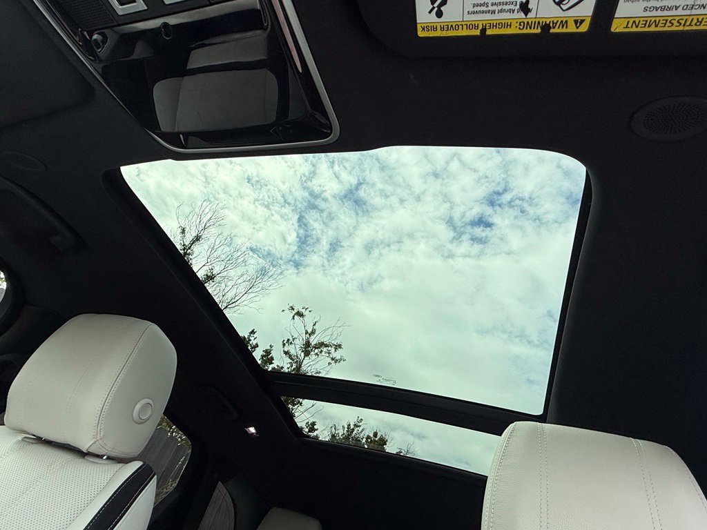 Certified 2021 Land Rover Range Rover Velar R-Dynamic S AWD/4WD image 28