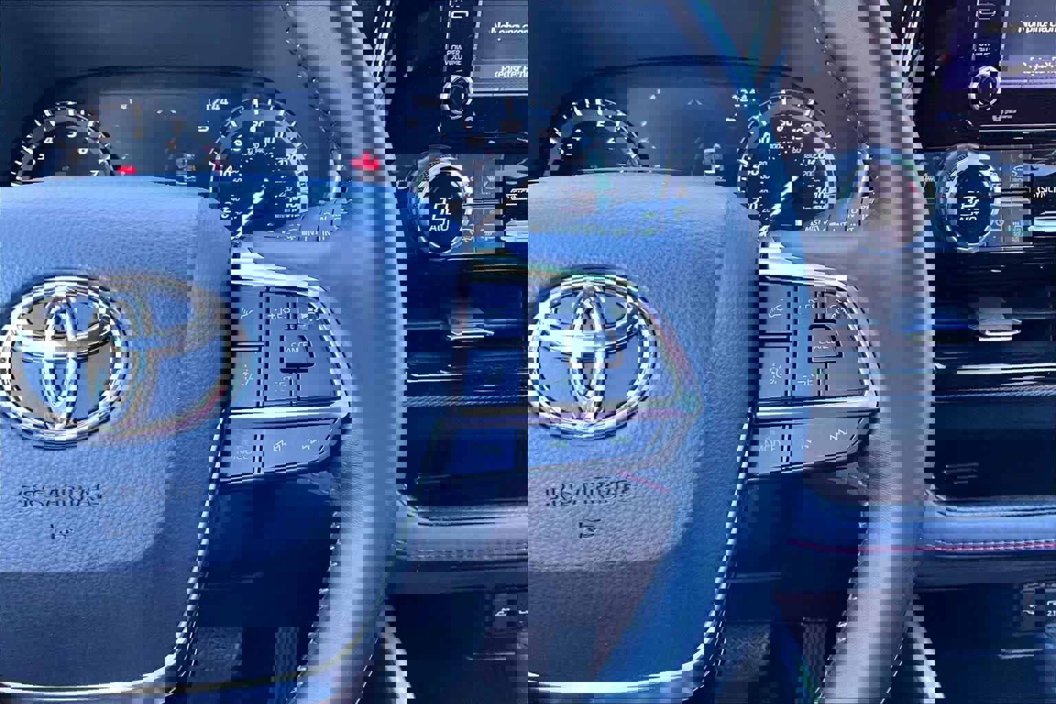 Certified 2021 Toyota Highlander XSE image 24