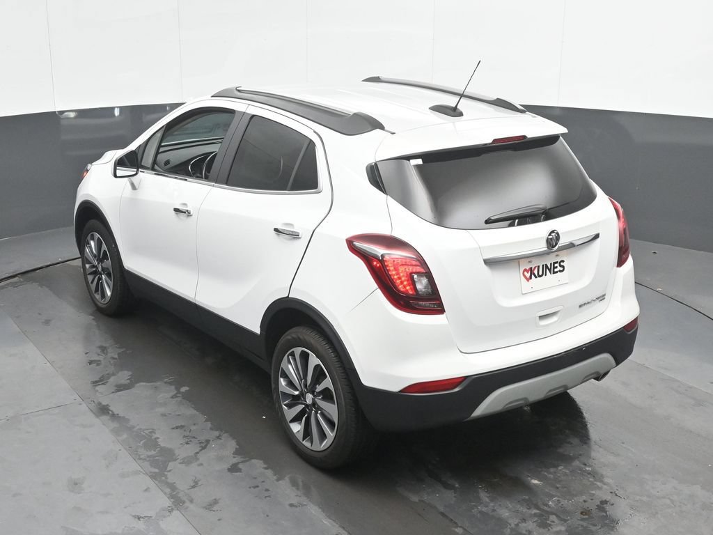 Used 2022 Buick Encore Preferred w/ Safety Package AWD/4WD image 39