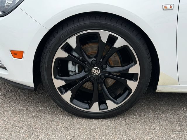 Used 2019 Buick Cascada Sport Touring FWD image 4