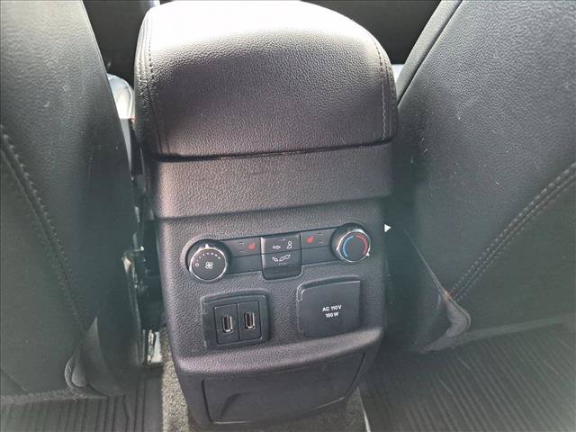 Used 2019 Ford Explorer Limited w/ Class III Trailer Tow Package FWD image 17