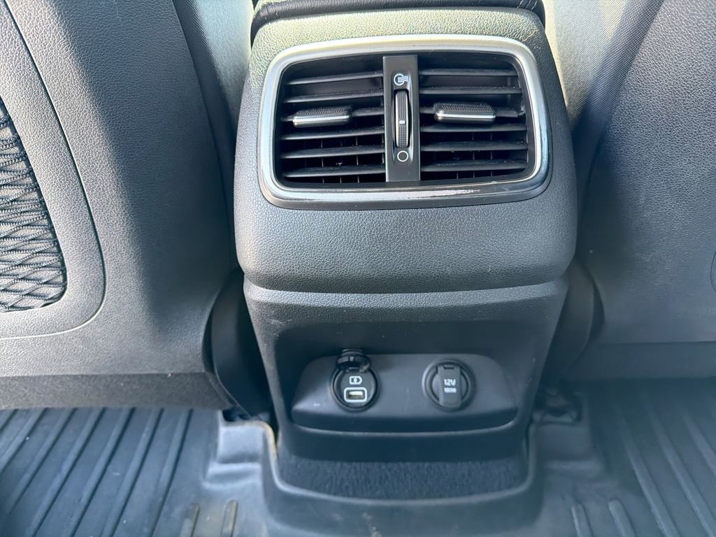 Used 2020 Kia Sorento S image 36