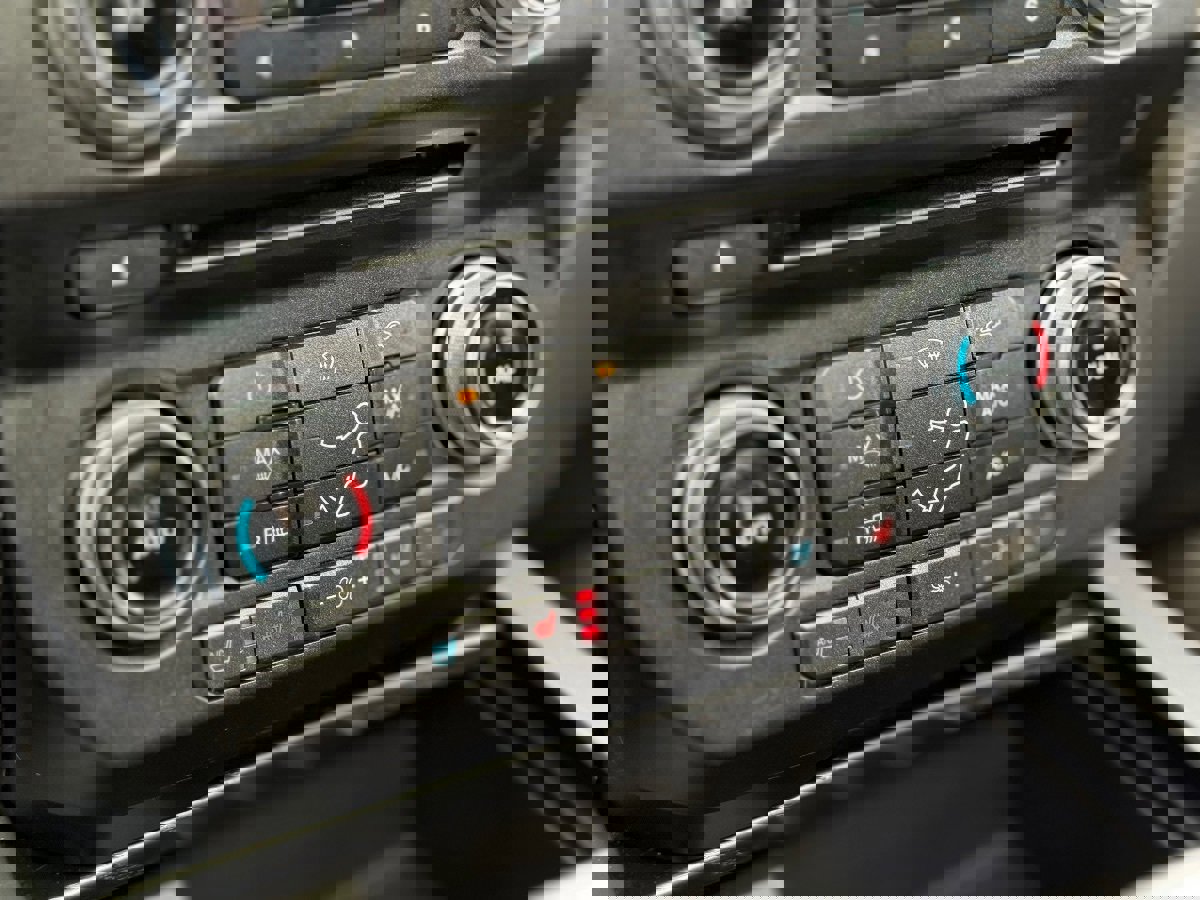 Used 2018 Ford F250 Platinum w/ Platinum Ultimate Package image 30