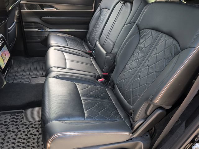 Certified 2023 Jeep Grand Wagoneer Series III w/ Rear Seat Video Group 1 AWD/4WD image 21