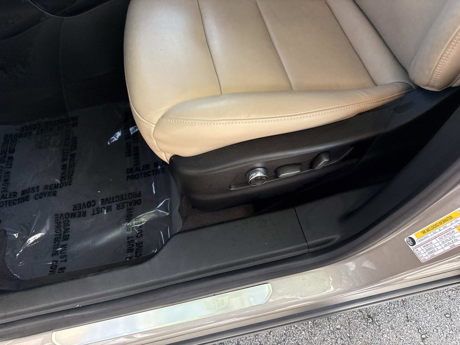 Certified 2024 Cadillac XT4 Premium Luxury w/ Cold Weather Package image 21