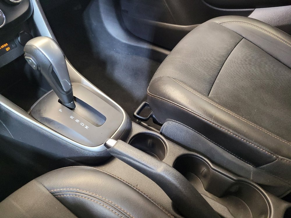 Used 2019 Chevrolet Trax LT w/ LT Convenience Package image 26