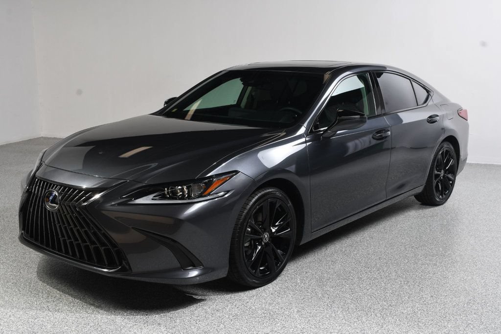 Used 2022 Lexus ES 350 w/ Premium Package FWD image 2