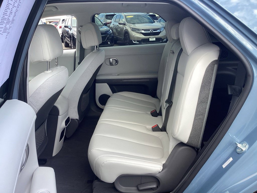 Used 2023 Hyundai Ioniq 5 SEL w/ Cargo Package AWD/4WD image 16