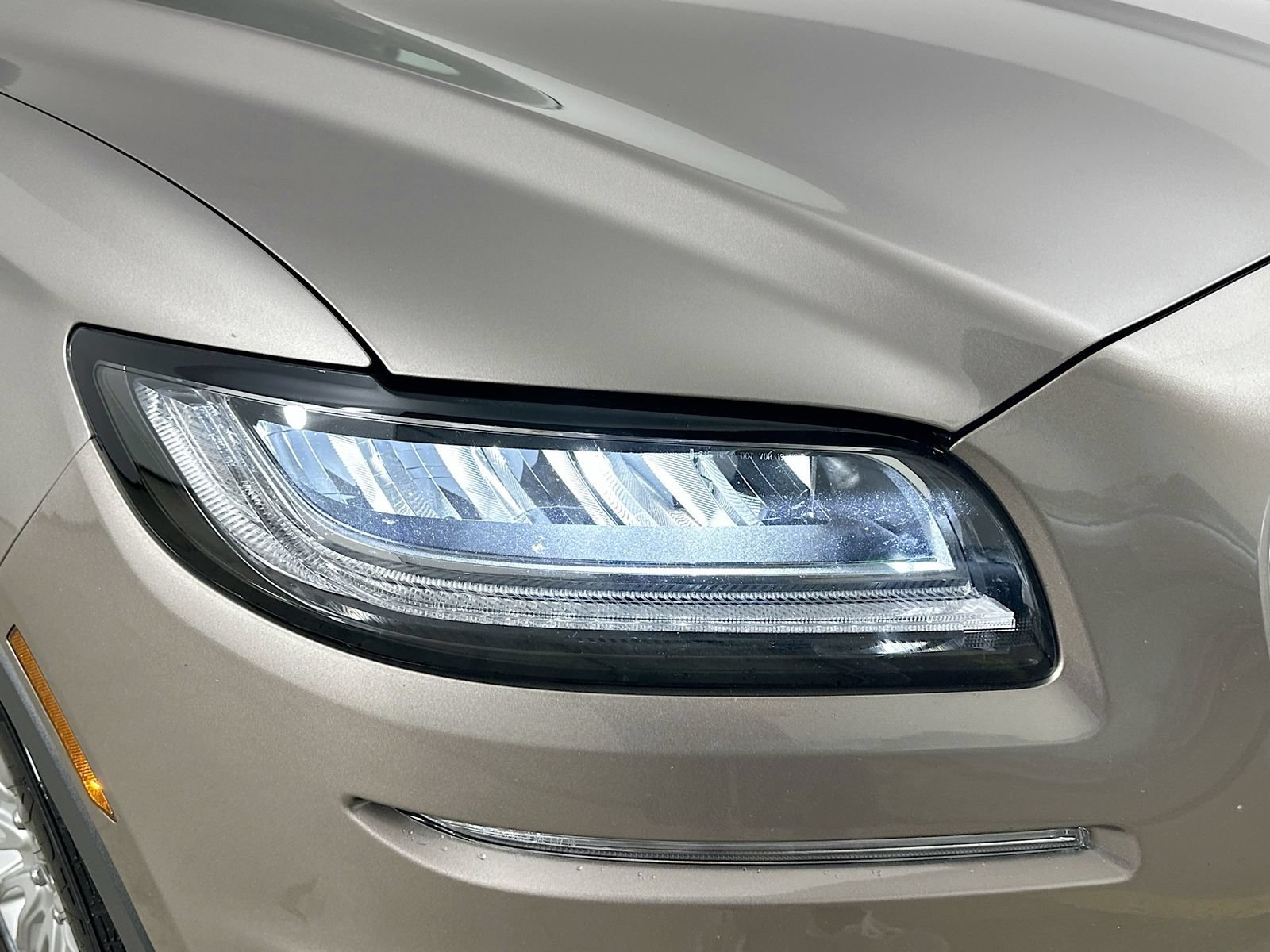 Used 2019 Lincoln Nautilus FWD image 10