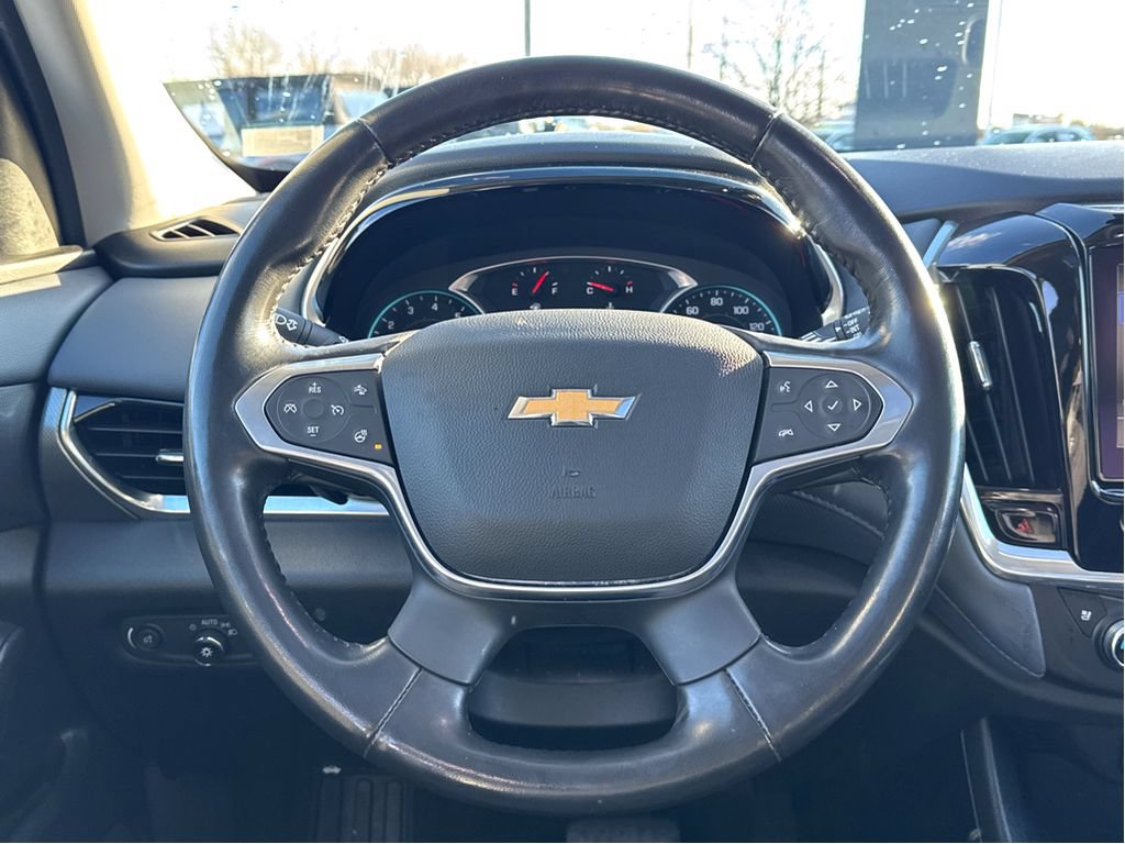 Used 2020 Chevrolet Traverse Premier FWD image 15