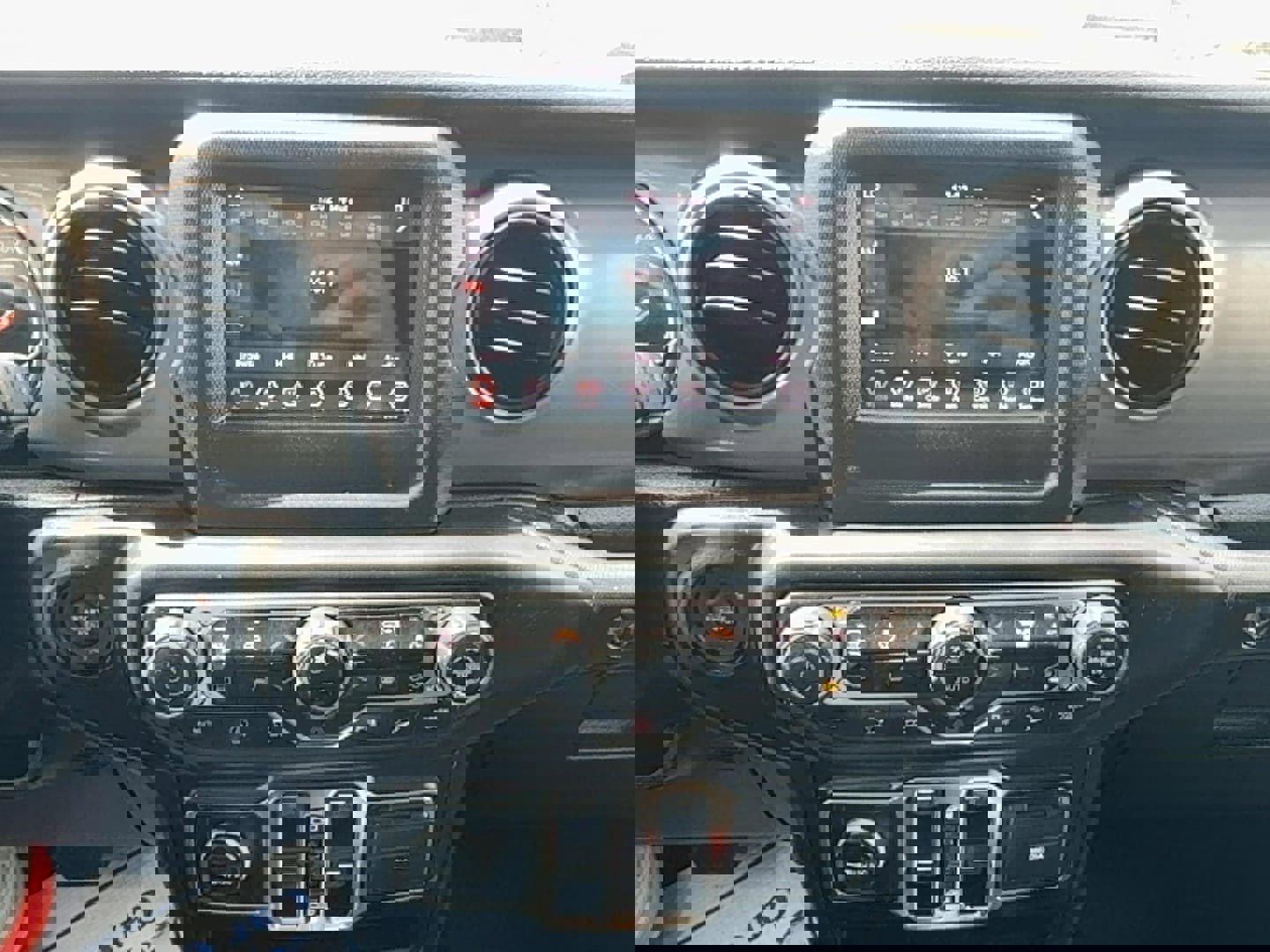 Used 2019 Jeep Wrangler Unlimited Sport S image 22