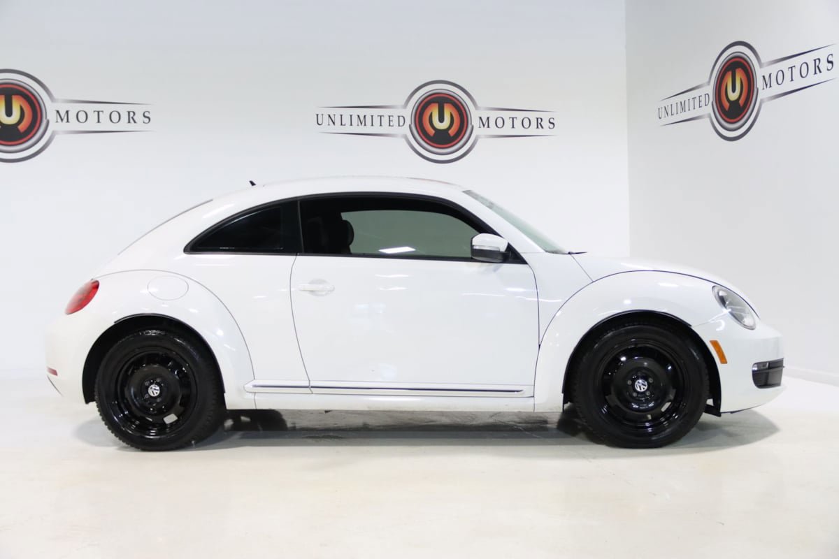 Used 2012 Volkswagen Beetle 2.5 image 5