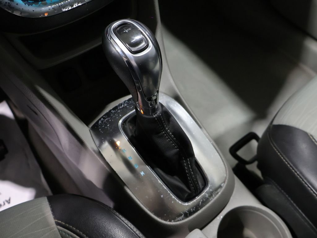 Used 2015 Buick Encore Convenience image 31