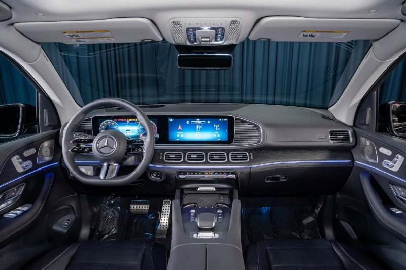 New 2026 Mercedes-Benz GLS 450 4MATIC image 14