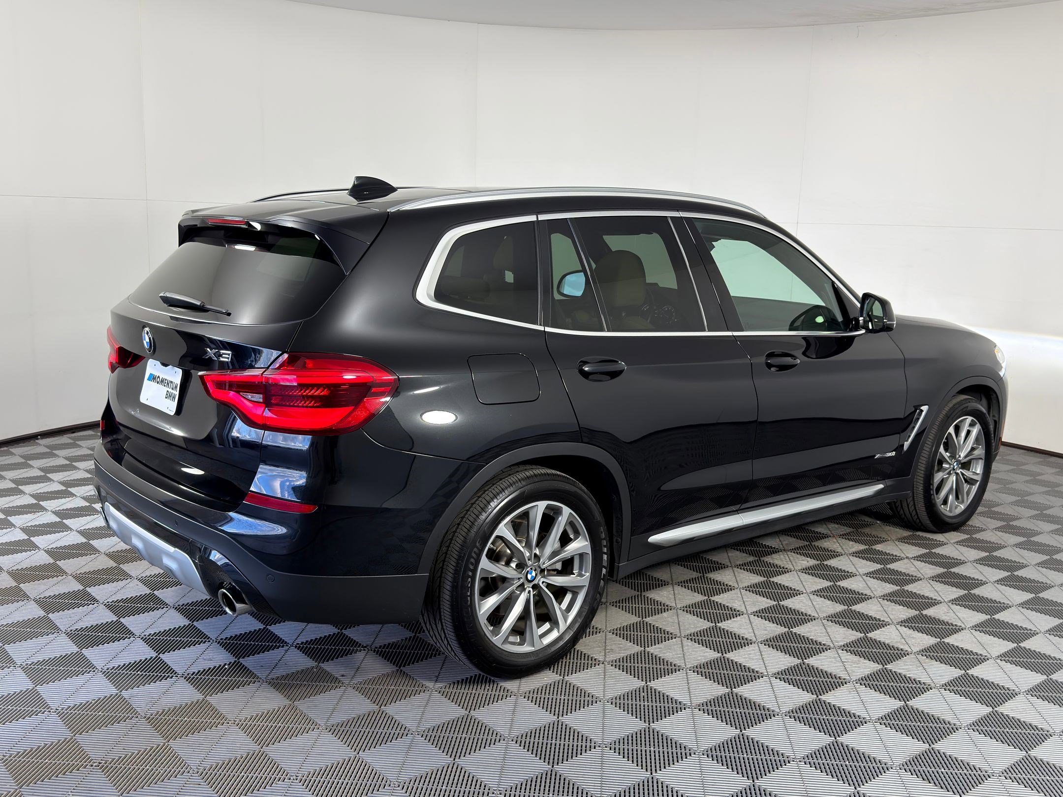 Used 2018 BMW X3 xDrive30i image 7