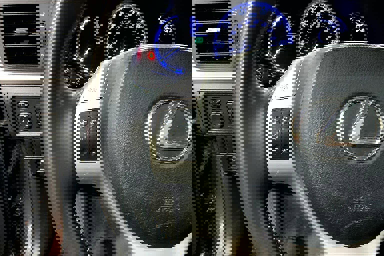 Used 2011 Lexus CT 200h Premium image 22