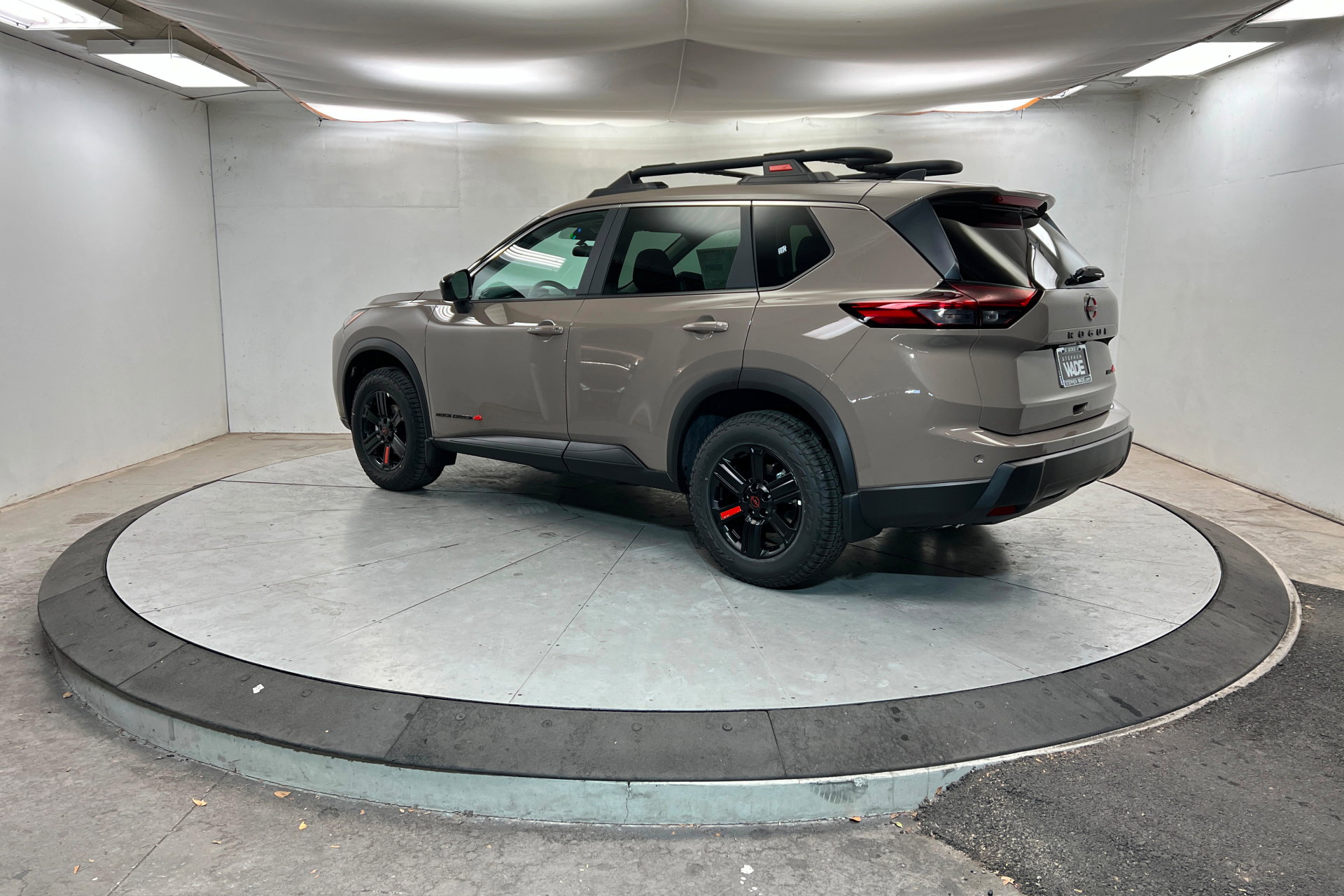 New 2026 Nissan Rogue Rock Creek image 3