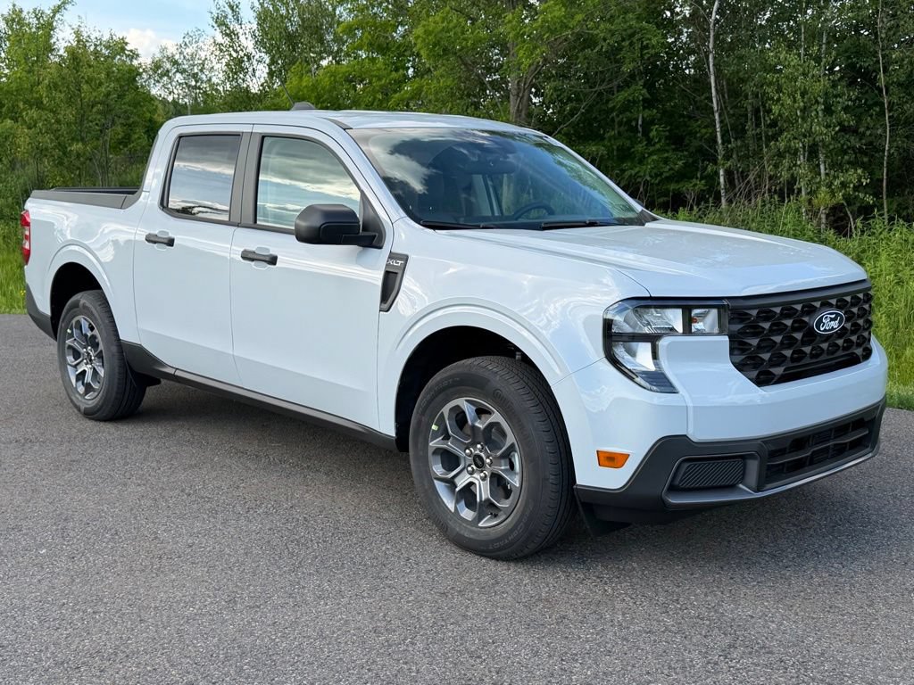New 2026 Ford Maverick XLT w/ Equipment Group 301A
