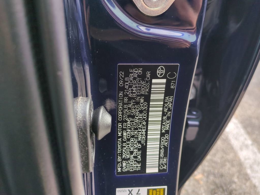 Used 2023 Toyota Corolla LE image 29