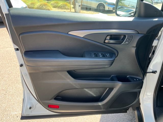 Certified 2023 Honda Passport EX-L image 13