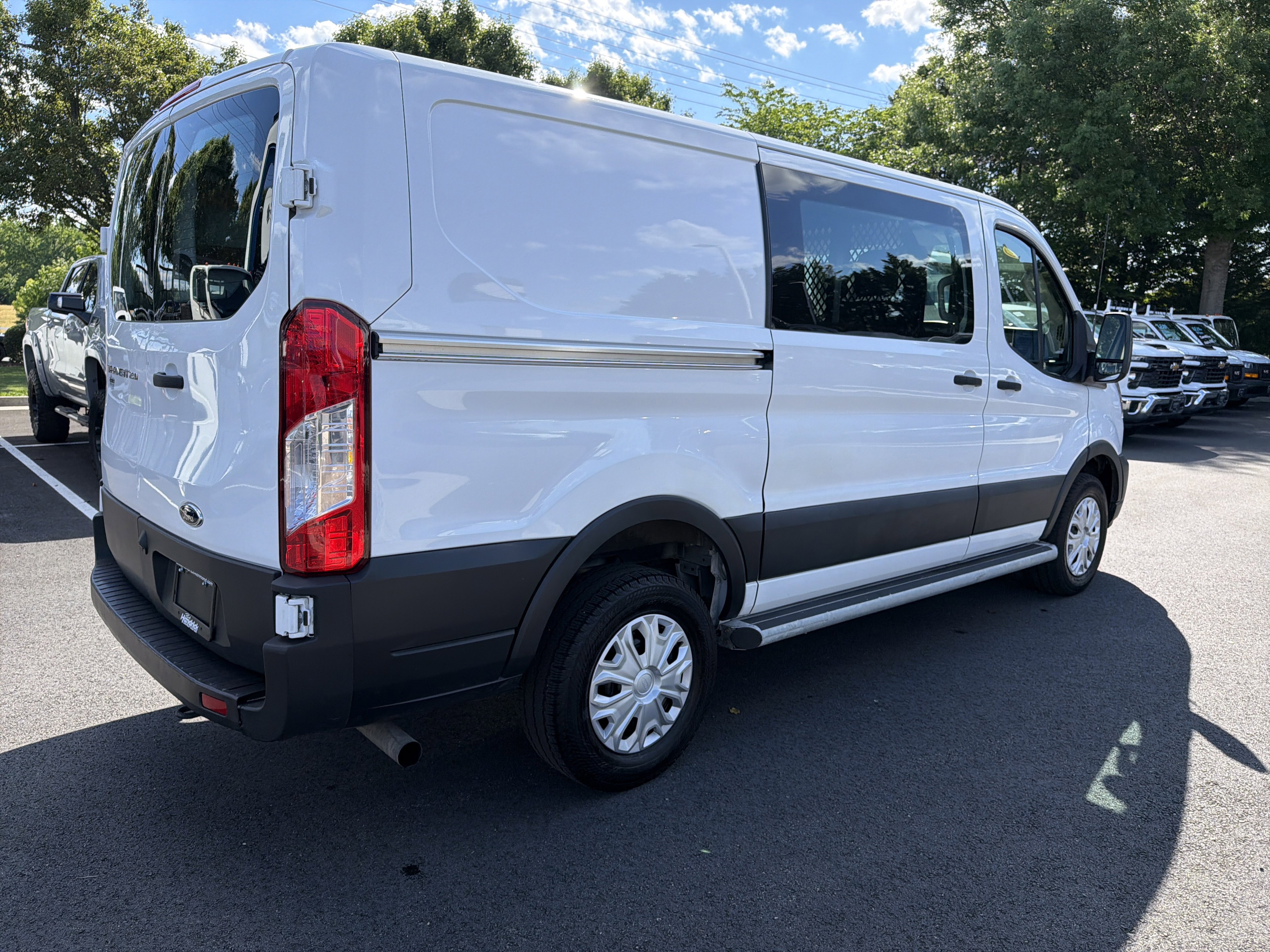 Used 2024 Ford Transit 250 Low Roof w/ Exterior Upgrade Package RWD image 10