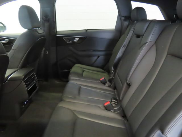 Used 2021 Audi Q7 3.0T Premium Plus AWD/4WD image 32