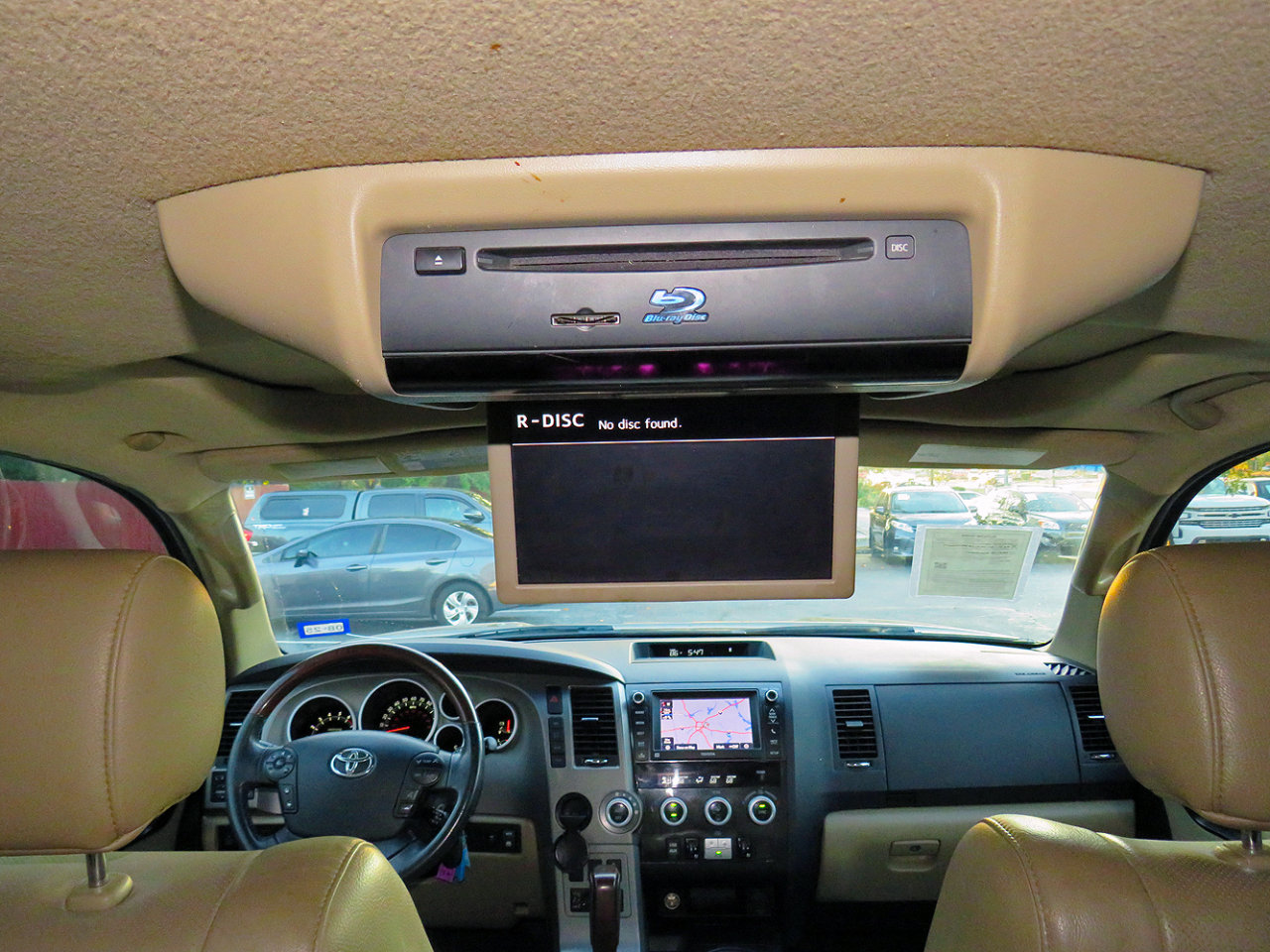 Used 2013 Toyota Sequoia Platinum image 35