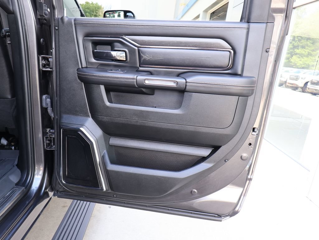 Used 2022 RAM 2500 Limited AWD/4WD image 34