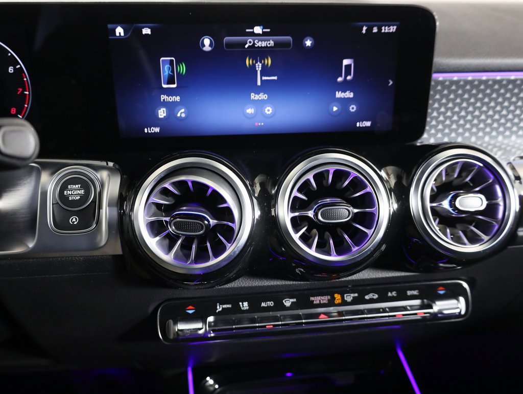 Certified 2025 Mercedes-Benz GLB 250 4MATIC image 17