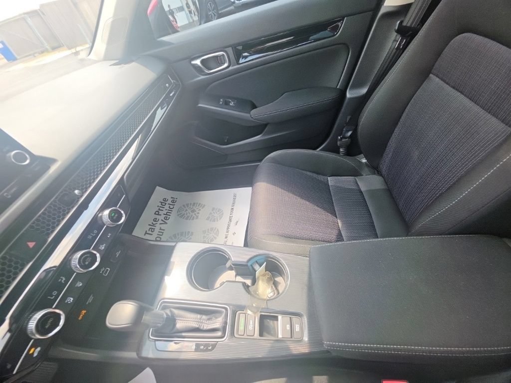 Certified 2024 Honda Civic EX image 22