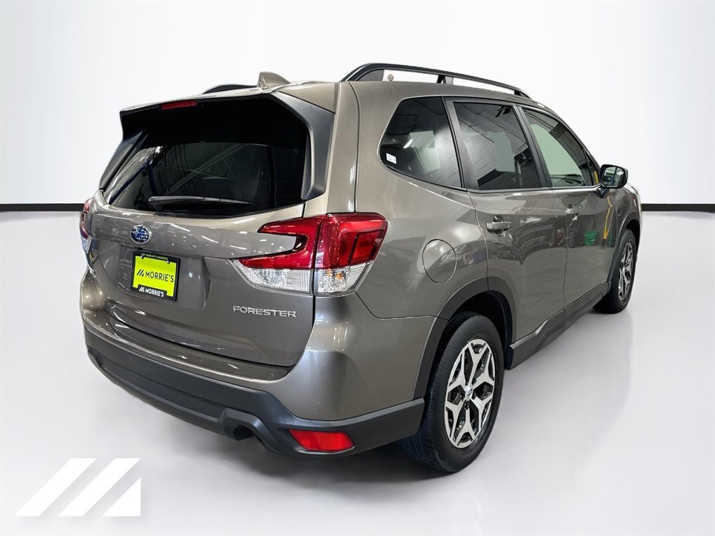 Used 2021 Subaru Forester Premium AWD/4WD image 5