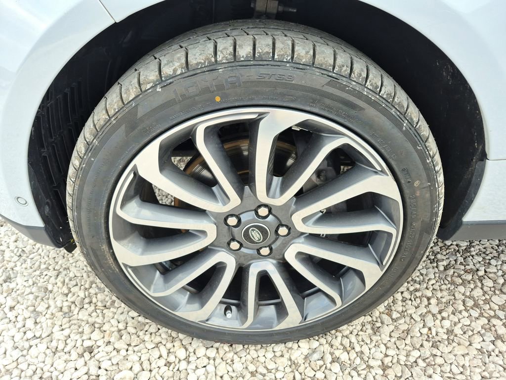 Used 2019 Land Rover Range Rover HSE AWD/4WD image 9