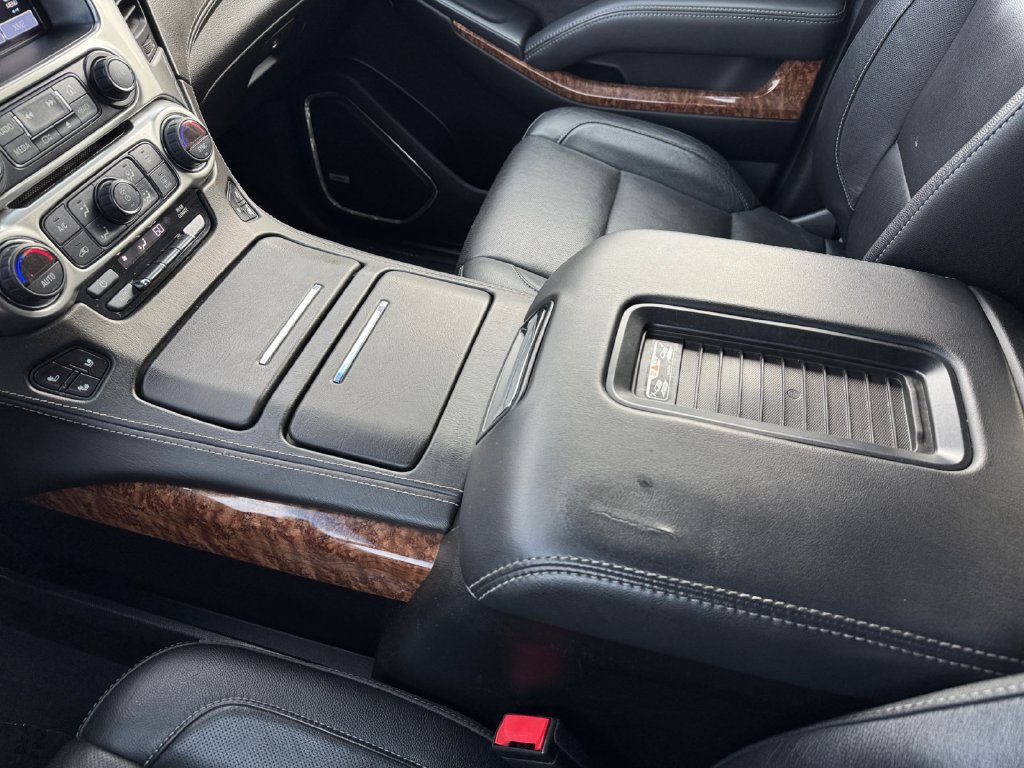 Used 2019 Chevrolet Tahoe Premier w/ RST 6.2L Performance Edition AWD/4WD image 25