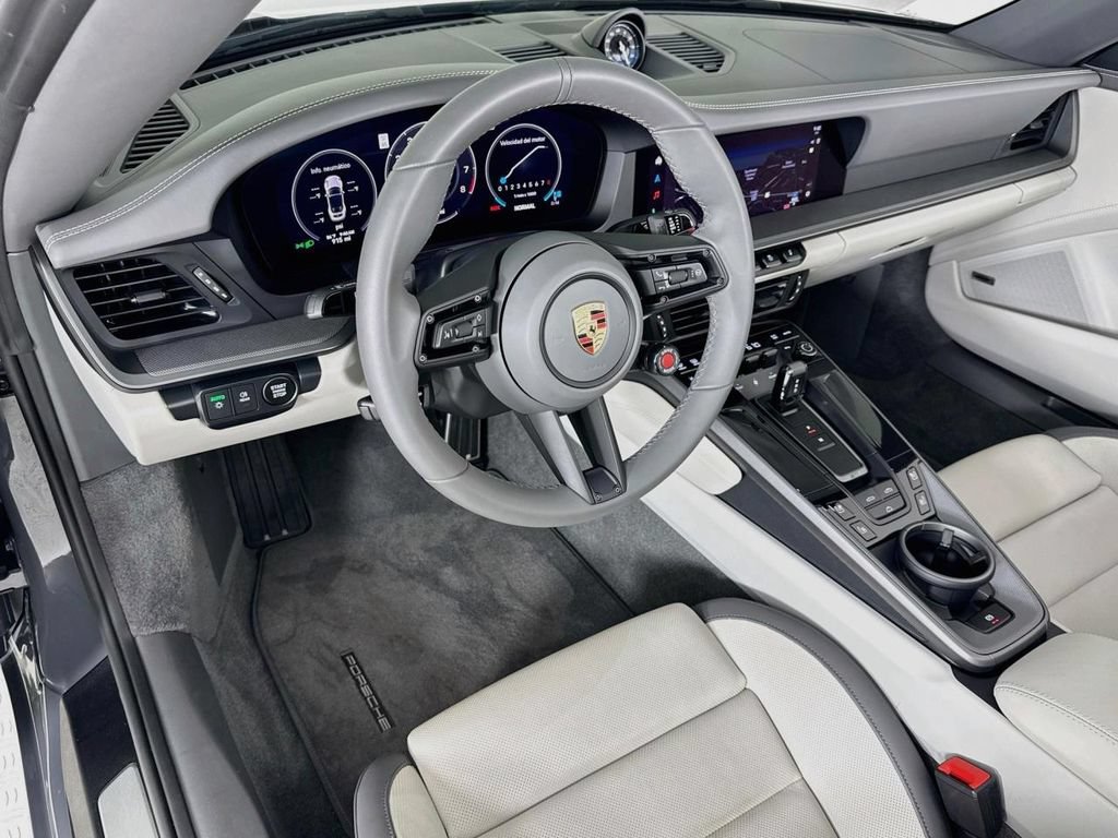 Used 2026 Porsche 911 Carrera S RWD image 4