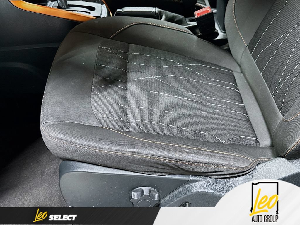 Used 2021 Ford EcoSport SE w/ SE Appearance Package AWD/4WD image 21