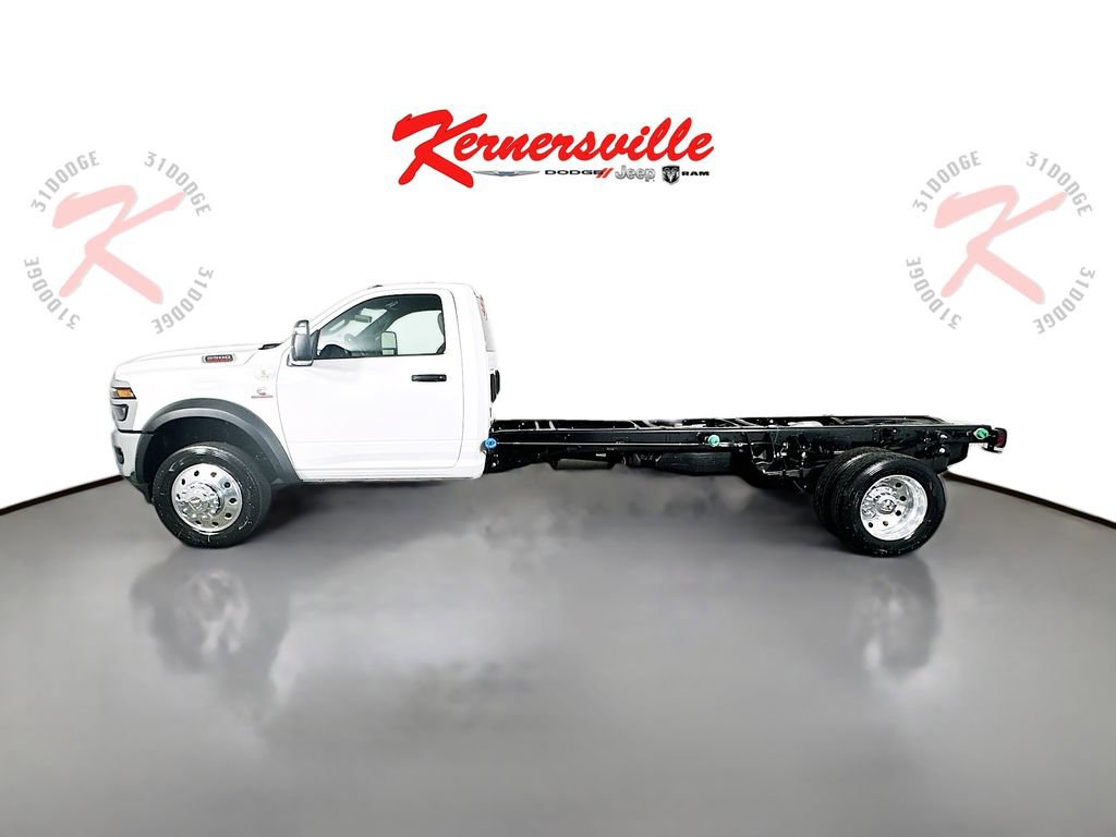 New 2026 RAM 5500 Tradesman AWD/4WD image 4