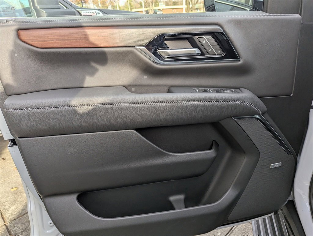 New 2026 GMC Yukon XL Denali w/ Sun & Power Step Package image 16