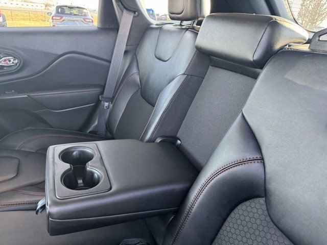 Used 2022 Jeep Cherokee Trailhawk w/ Comfort/Convenience Group image 27