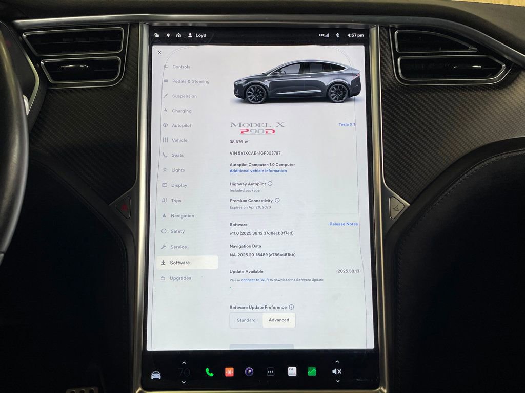 Used 2016 Tesla Model X Performance image 33