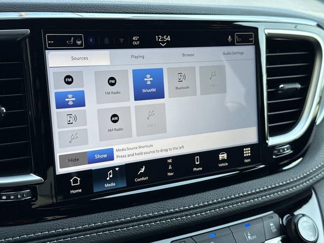 New 2026 Chrysler Pacifica Limited FWD image 12